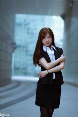 假扮女佣国语版